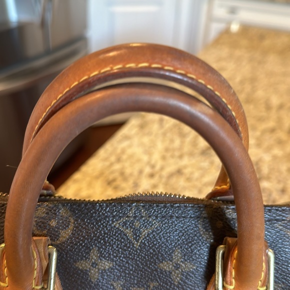 Louis Vuitton Speedy 25 Authentic - Picture 3 of 12